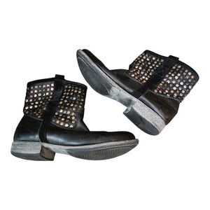 Eric Michael, Black Studded Ankle Boots, Euro 40 (81/2-9)